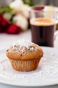 Espresso muffins recipe - coffee muffins baking instructions - muffins with chocolate, nuts, fruits - quick made muffins - easy baking recipe for kids and adults - Mini cake recipe for delicious coffee muffins. Muffins and cupcakes with coffee flavor, dark chocolate, nuts.