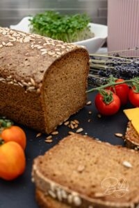 Wholemeal bread recipe with spelt flour and rye meal as dark bread with sugar beet kraut or sugar beet syrup. Delicious German bread that tastes really traditional and a bit like pumpernickel bread